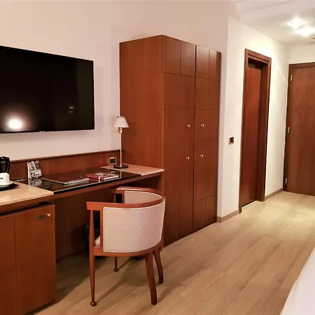 アストラ ホテル