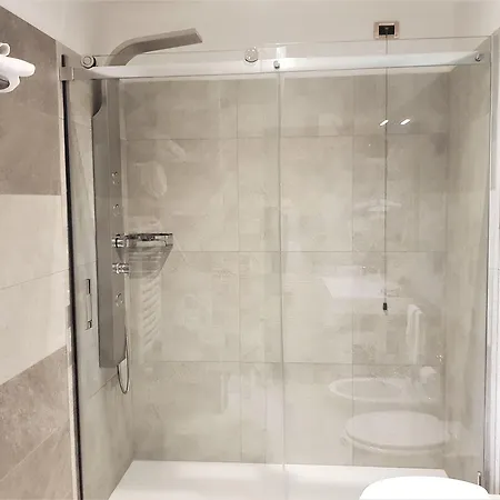 Hotel Astra 4*