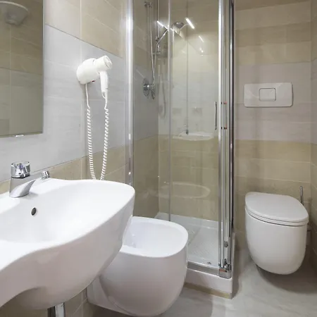 Hotel Astra 4*